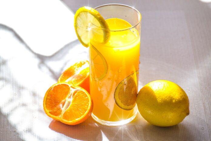 The connection between vitamin C and weight loss has been a hotly debated topic, with studies pointing to the benefits of vitamin C for weight loss.