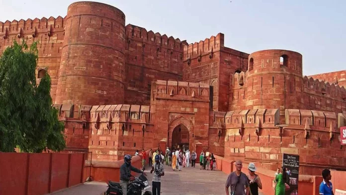 Red fort Agra