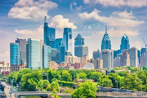 In America, what is the prettiest city? 1 phi 11zon