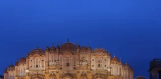 Jaipur’s Hawa Mahal: Amazing Facts You Probably Didn’t Know! hawa-mahal